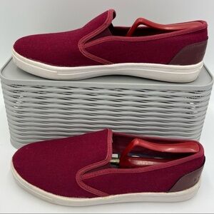 Super Dry Core Slip On Shoes in Burgundy Felt / Red Size 9 Cotton Sneakers